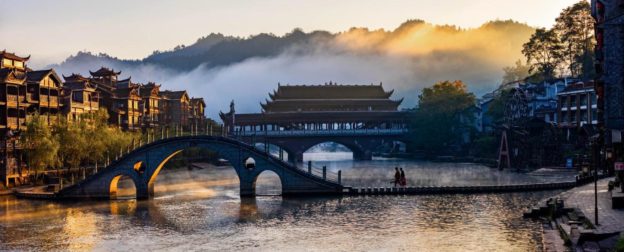 Dream In Fenghuang Exterior foto